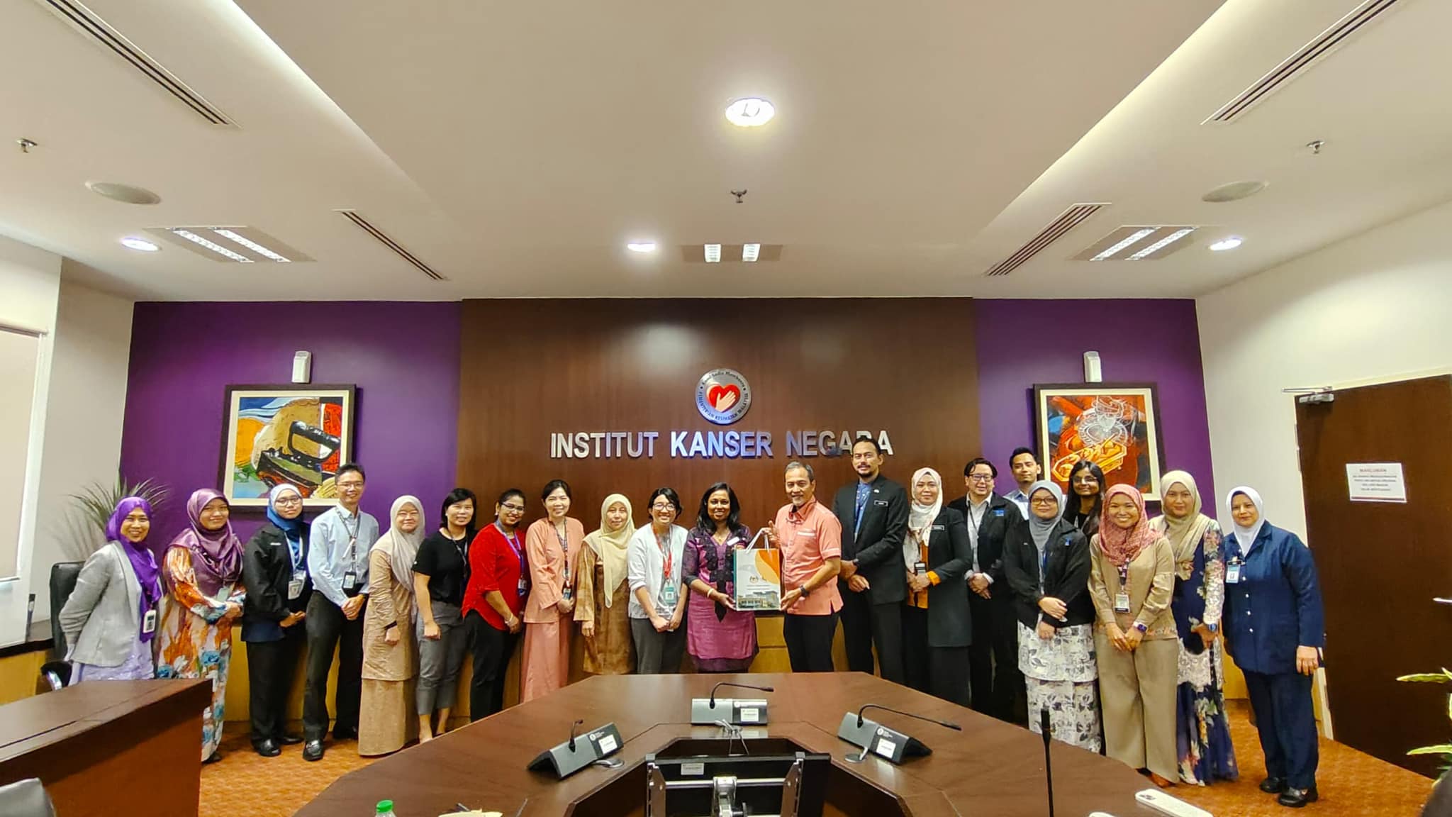 CRC Institut Kanser Negara (IKN) visit led by Datin Dr. Sheamini Sivasampu       